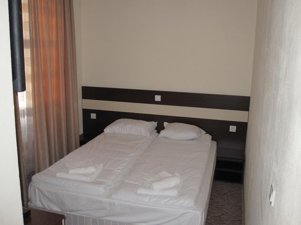 Hotel Deyanira Gorno Dryanovo Værelse billede